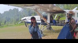 Armed Separatists in Indonesia Claim New Zealand Pilot Philip Mark Merthens Hostage