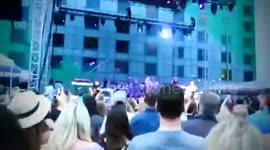 Chicago Band in concert