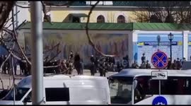 footage of US President Joe Biden in Kyiv on Mikhailovskaya Square  To the sound of an air raid alert, Biden paid tribute to the memory of the fallen defenders of Ukraine.