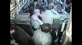 Woman fights with fellow bus passenger over behaviour in China