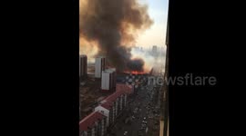 Lorry carrying liquefied gas explodes in China