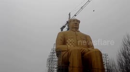 Villagers collect £300,000 to build massive statue of Chairman Mao
