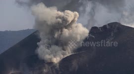 Footage of dramatic volcano eruption in Indonesia