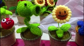Plants vs. Zombies knitting sensation in Shanghai