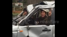 山东临邑:男子驾事故车路上狂奔