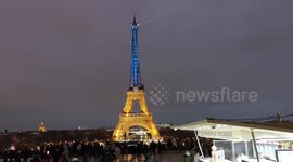 One year after the Russian invasion, the Eiffel Tower illuminated in the colors of Ukraine One year after the start of the war, the Eiffel Tower will be illuminated on Thursday February 23, 2023 in the colors of Ukraine. (+Other views of support of Ukrain