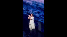Fans finish song for Lewis Capaldi as he struggles with Tourettes during Frankfurt show