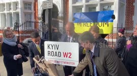 Ambassador of Ukraine unveils Kyiv Road sign short distance away from London's Russian embassy