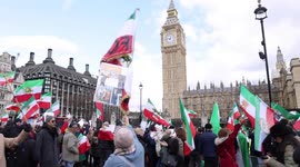 Demonstration in support of exiled Iranian prince held in London