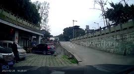 SUV smashes into crowd after falling off uphill slope in China