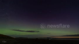 Mind-blowing timelapse reveals stunning aurora display over New Zealand