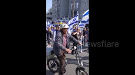 Israelis protest against judiciary reforms in Tel Aviv