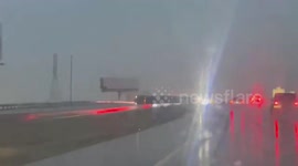 Powerful winds overturn semi truck in Fort Worth, US