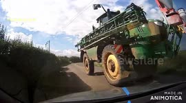 Close Call: Tractor Driving at high Speeds Nearly Causes Serious Accident
