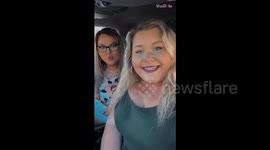 Woman makes BFF's heart jump with joy by surprising her with her pregnancy announcement
