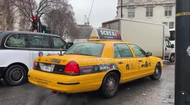 New York styled taxi roam london promoting Scream VI