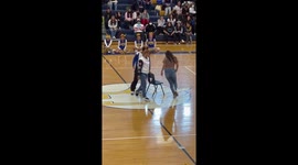 School goes wild during intense musical chairs showdown in Las Vegas