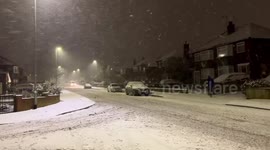 Continuous snowfall covers roads in Leeds