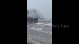 Canada: Winter Storm Moves Through Southern Ontario Bringing Heavy Snow 2
