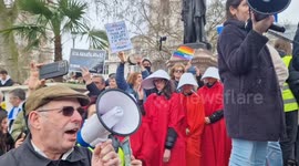 Hundreds gather in Parliament Square to protest against Israel's proposed judicial reforms