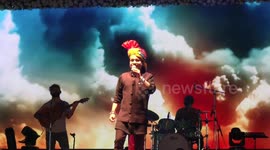 Bollywood singer Kailash Kher and Rajasthan CM Ashok Gehlot in Shekhawati Mahotsav