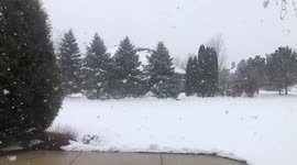 US: Winter Storm Dumps Inches Of Snow In Wisconsin 2