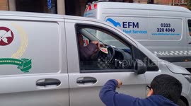 Royal mail truck hooks against the the ULEZ