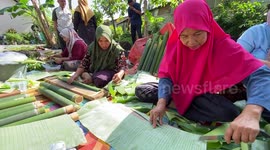 The people of Padang Besi, Padang City, West Sumatra Province, Indonesia Hold the Malamang Tradition in Welcoming Ramadhan
