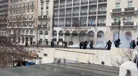 Violent clashes with police during protest in Athens, Greece