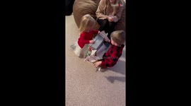 *Wholesome pregnancy reveal* Mother-to-be adds to the joy of Christmas with her announcement