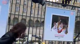 Spontaneous protest in Angers against Macron's unilateral retirement declaration