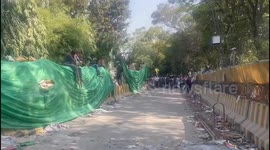 Islamabad Police stopped operation against PTI Chairmain in Pakistan
