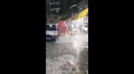 Heavy hail lashes China's Guizhou Province causing havoc for locals