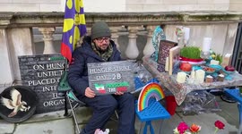 British-Iranian's hunger strike outside UK Foreign Affairs Office reaches day 28