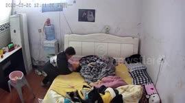 Heroic 6-year-old prevents his brother from choking on candy in China