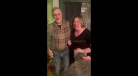 Loving family surprises mom with the kitten she always wanted