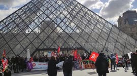 Pension reform: Blockade at Louvre Museum as Culture workers on strike over pension reform. Paris, France. 27 march 2023.