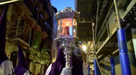 Procesión del ¨silencio¨ en el domingo de ramos de la semana santa en Madrid, España