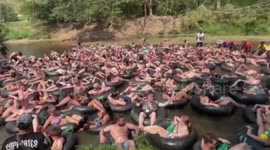 Hundreds of tourists join controversial 'tipsy tubing' trip on Thai river