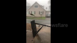 US: Tornado-Producing Storm With Marble-Sized Hail Hits Southeast Arkansas