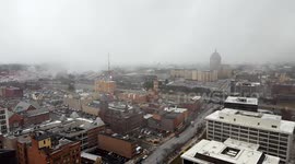 Impressive time-lapse of snow storm sweeping through US city
