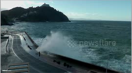 Big waves in Donostia - Grandes olas en Donostia