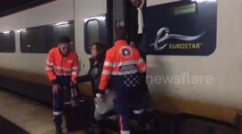 Arrivée de l' @Eurostar  #es9044 à Arras. Après 5h de galère pour plus de 700 passagers. https://t.co/SCmpJ6wo4f