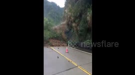 Landslide happens in southern China