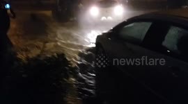 Huge swells and waves hit coast of Viña del Mar, Chile