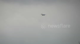 Storm Jonas - Flybe Dash8 landing in strong winds at Leeds Bradford Airport