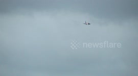 Storm Jonas - Ryanair struggling to land in strong winds at Leeds Bradford Airport