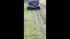 VIDEO: Thugs drive towards animal protestors storming deer hunt. Part 4/4