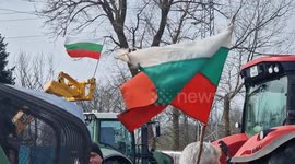 Thousands of Bulgarian and Romanian farmers protest against cheap Ukrainian grain