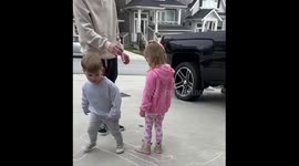 Dad's hilarious response when his 3-year-old daughter asks him to draw her 'Boobies' goes viral